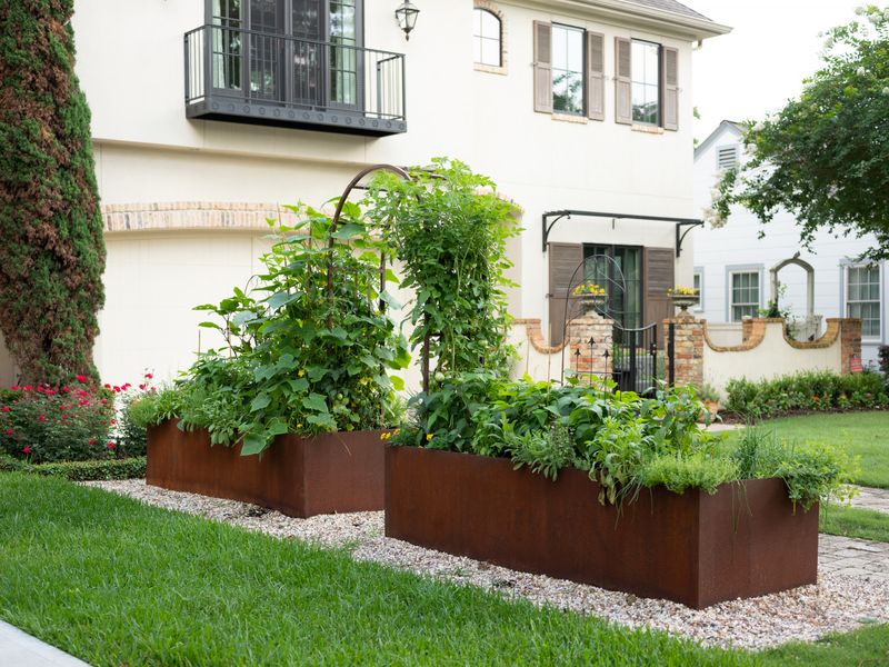 Build Narrow Beds That Are Easier To Reach And Maintain