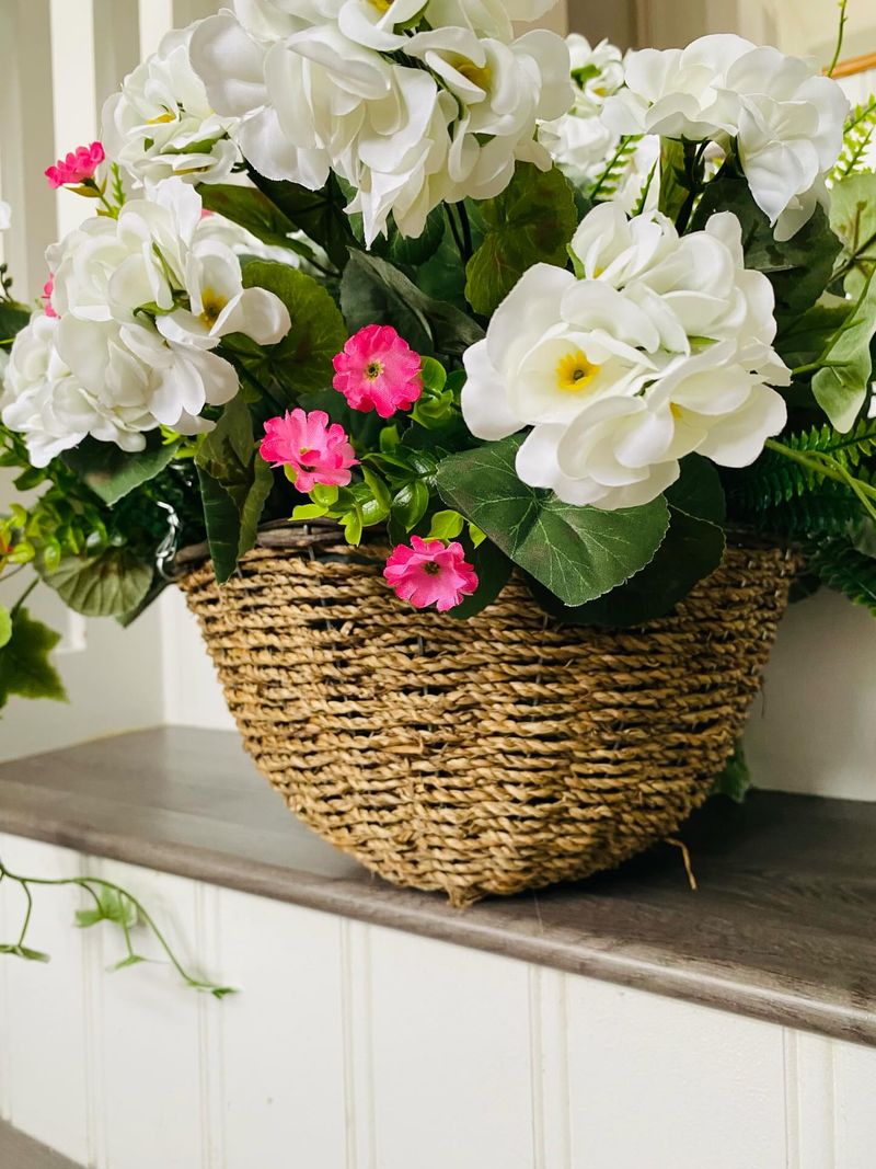 Lined Baskets Make Quick Flower Displays