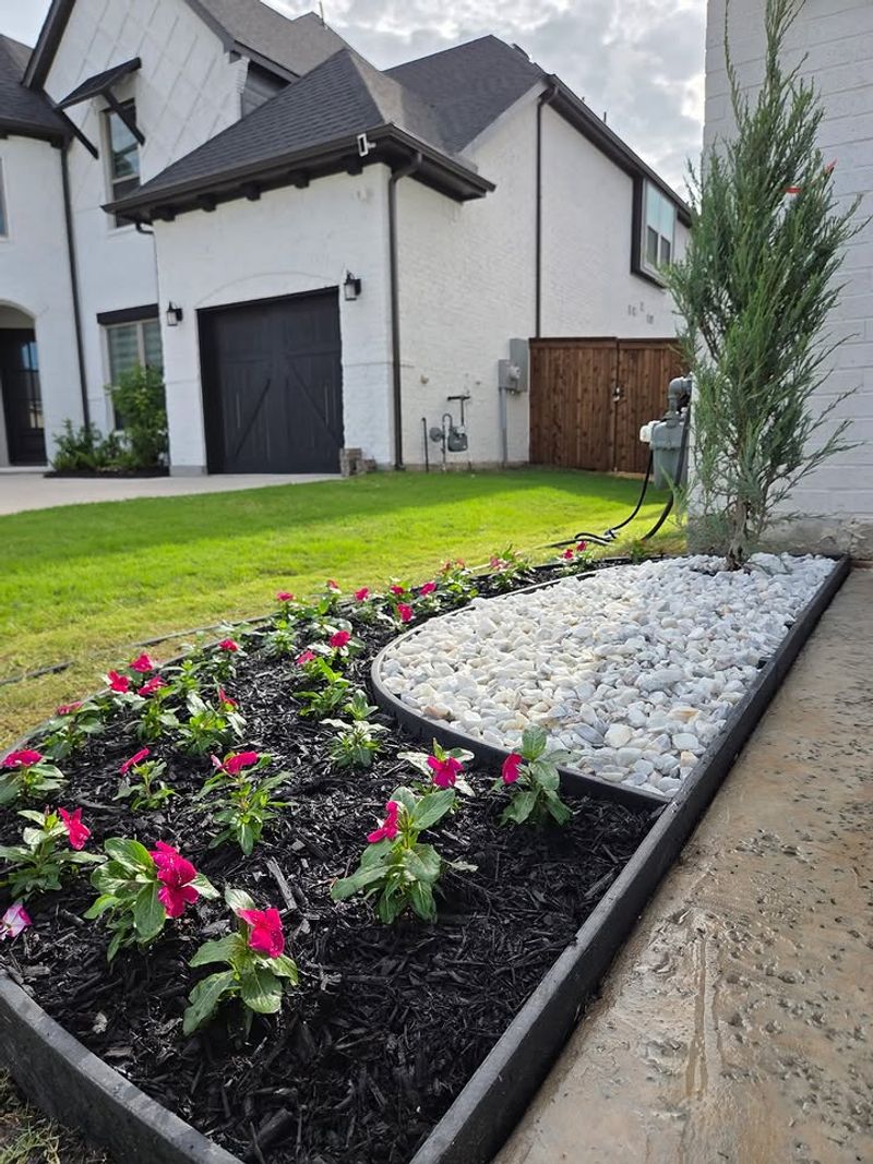 Using Mulch Helps Soil Hold Moisture Longer