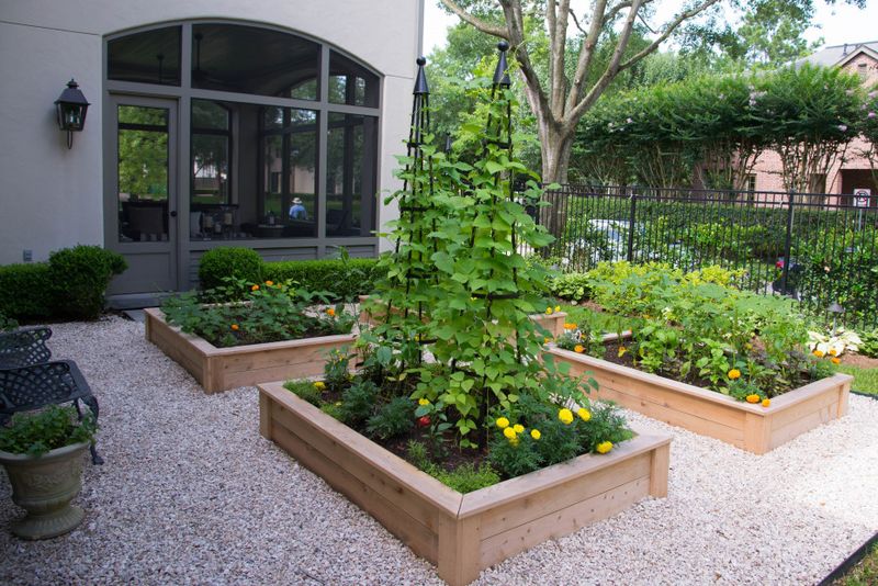 Frame Beds With Symmetry For A Designer Feel