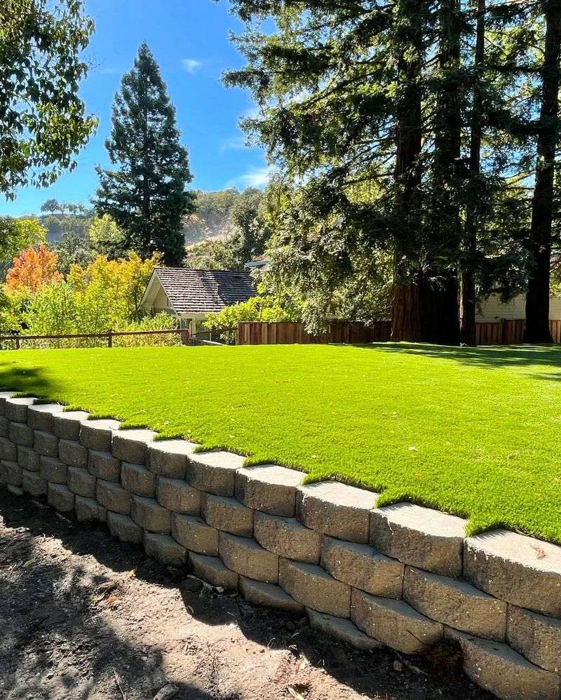Replacing Mixed Habitat With Wall-To-Wall Lawn