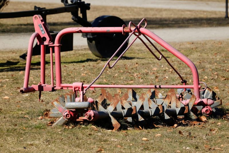 Core Aerate With A Manual Push Aerator Core Aerate With A Manual Push Aerator