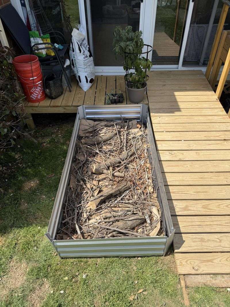 How To Layer Your Raised Bed The Right Way