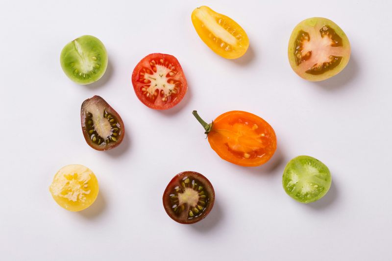 Mistake 4: Choosing Crack-Prone Varieties Mistake 4: Choosing Crack-Prone Varieties