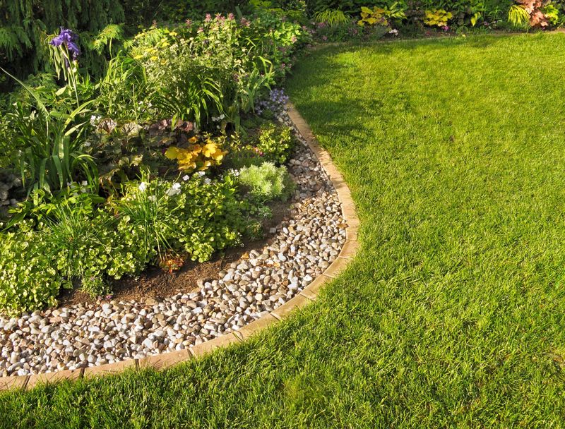 Add A Three Foot Wood Chip Or Gravel Border