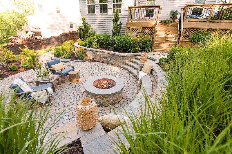 Create A Small Patio Or Sitting Zone Create A Small Patio Or Sitting Zone