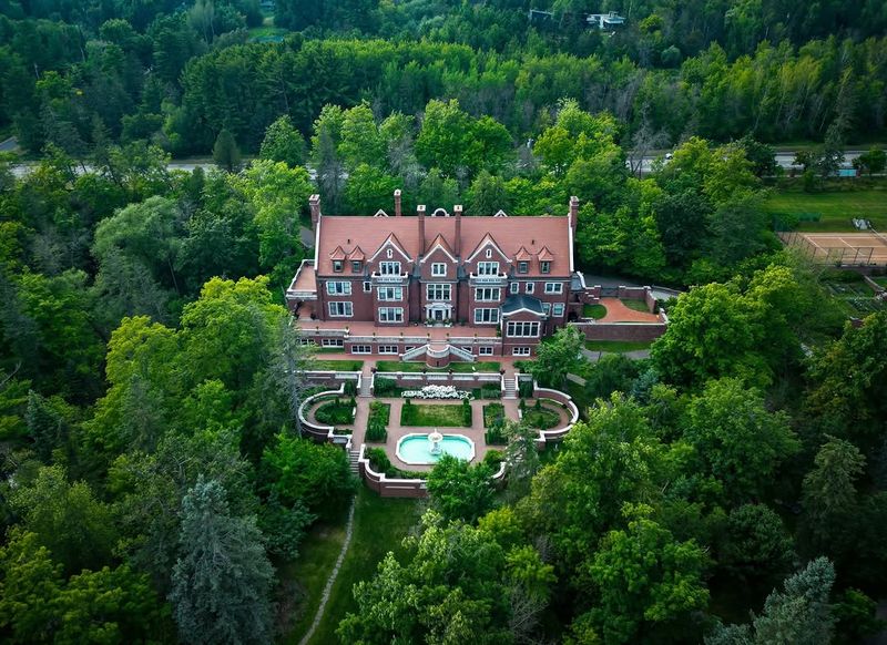 Glensheen Estate Gardens, Duluth Glensheen Estate Gardens, Duluth