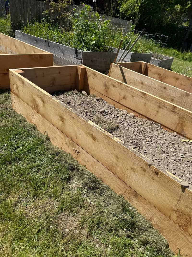 Gravel Layers Trap Water Instead Of Moving It Away