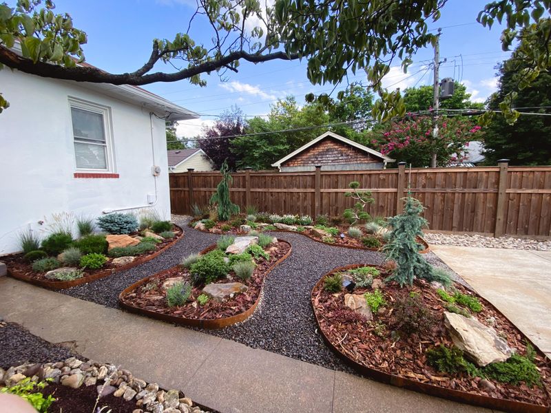 HOAs Can Require Landscape Plans Before Work Starts