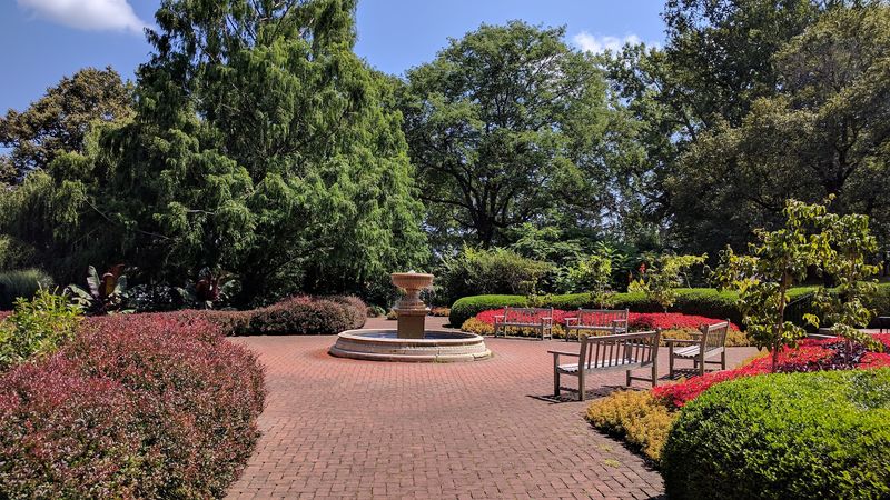 Mansfield's Kingwood Center Gardens Blends Roses With Historic Charm