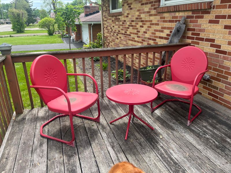 Outdoor Furniture In Low-Traffic Corners Outdoor Furniture In Low-Traffic Corners
