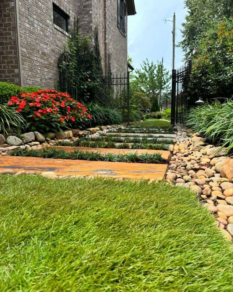 Plant Mondo Grass For Soft Edges Plant Mondo Grass For Soft Edges