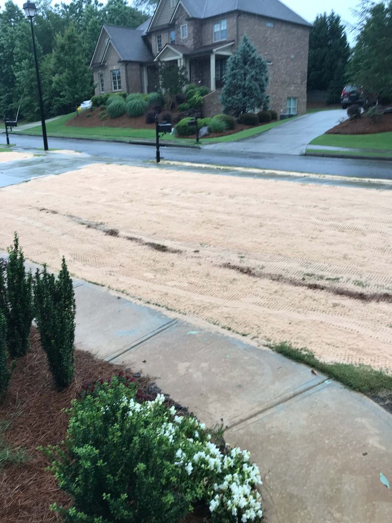 Spread Thin Topdressing In Layers Spread Thin Topdressing In Layers