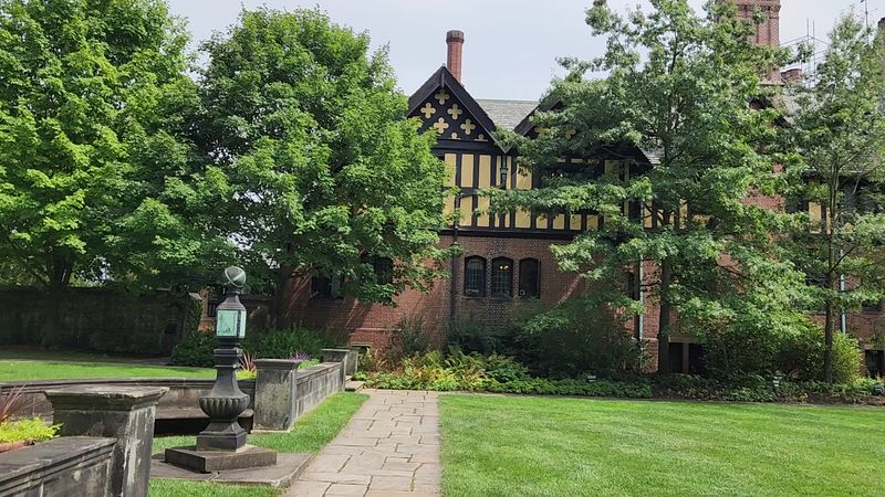 Stan Hywet Hall And Gardens Blends History And Blooms Stan Hywet Hall And Gardens Blends History And Blooms