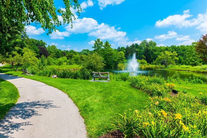 Toledo Botanical Garden Offers A Summer Stroll Toledo Botanical Garden Offers A Summer Stroll