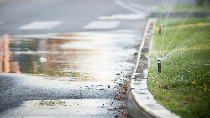 Use Cycle-And-Soak To Reduce Runoff Use Cycle-And-Soak To Reduce Runoff