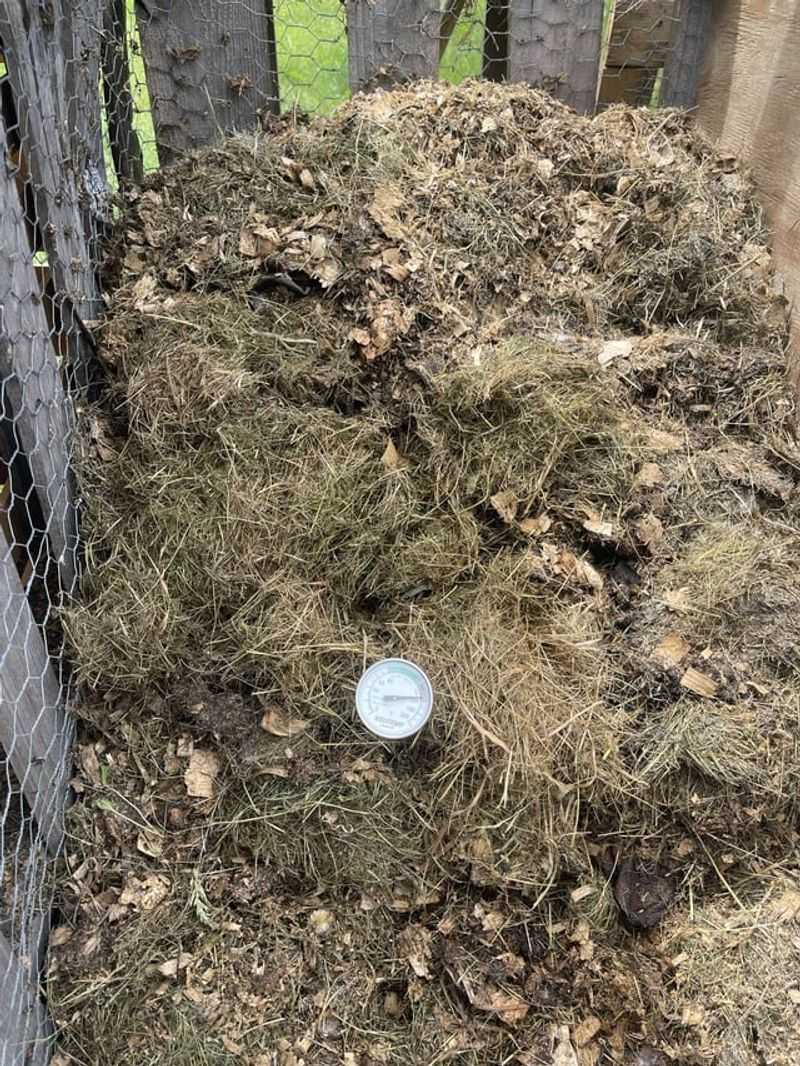 Avoid Adding Too Much Wet Organic Matter Avoid Adding Too Much Wet Organic Matter