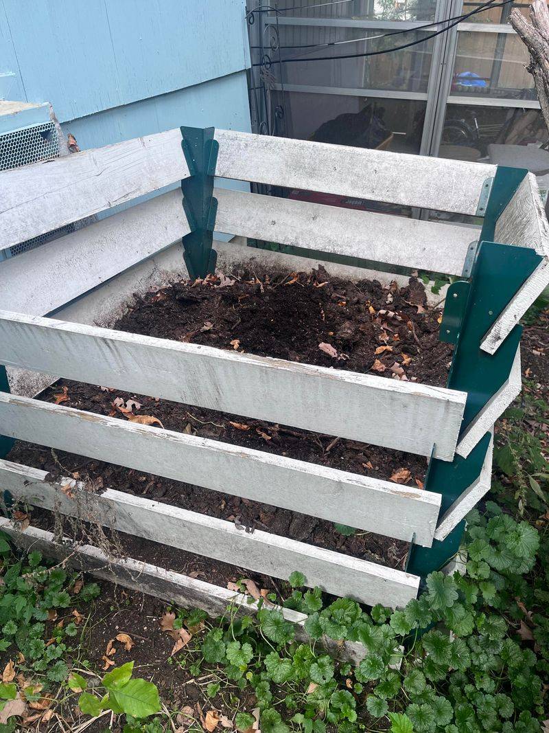 Compost Extra Plant Trimmings Compost Extra Plant Trimmings