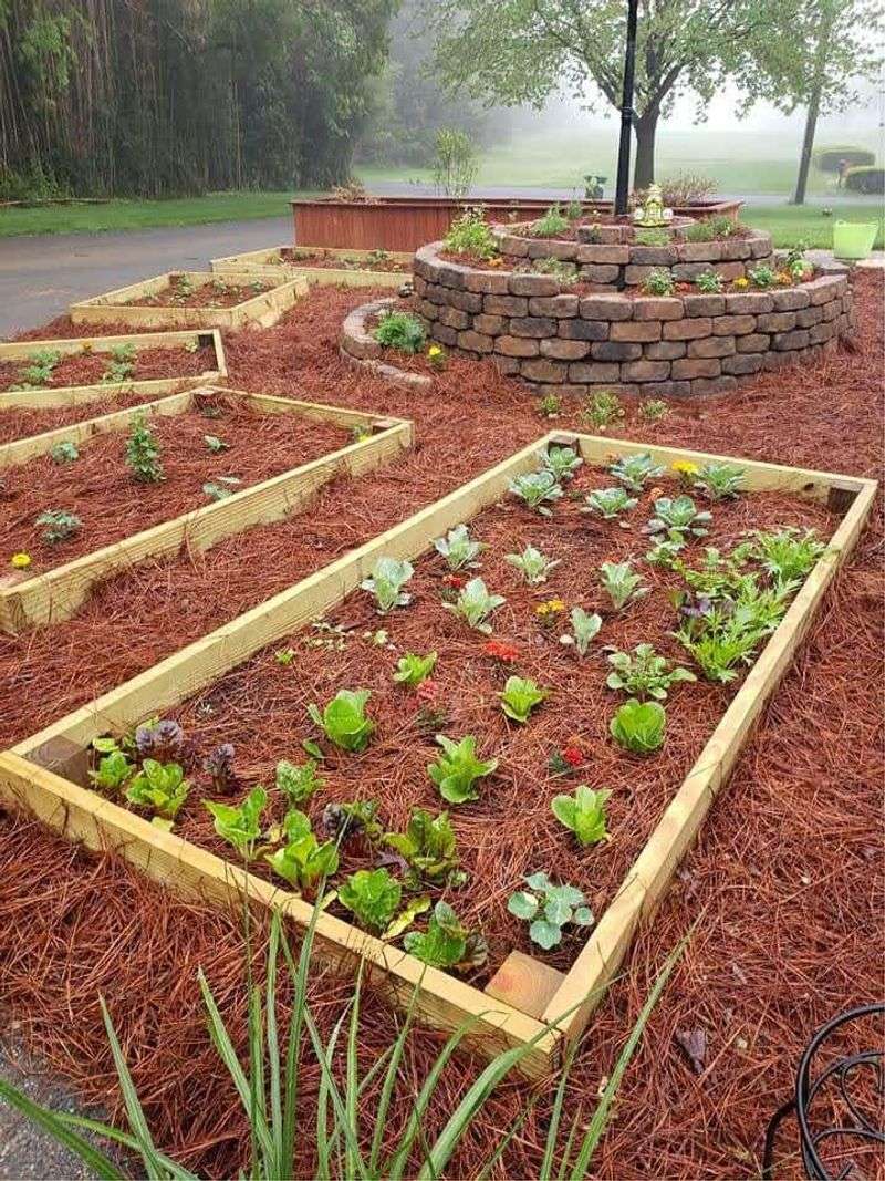 Match Mulch To The Bed