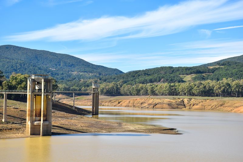 Reservoir Levels Reflect Ongoing Shortages Reservoir Levels Reflect Ongoing Shortages