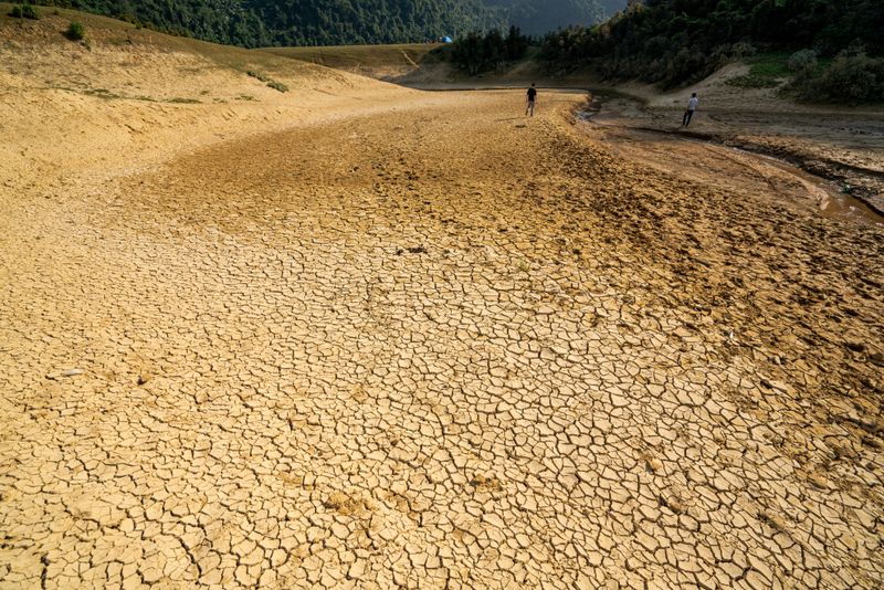 Rising Temperatures Increased Water Demand Early Rising Temperatures Increased Water Demand Early