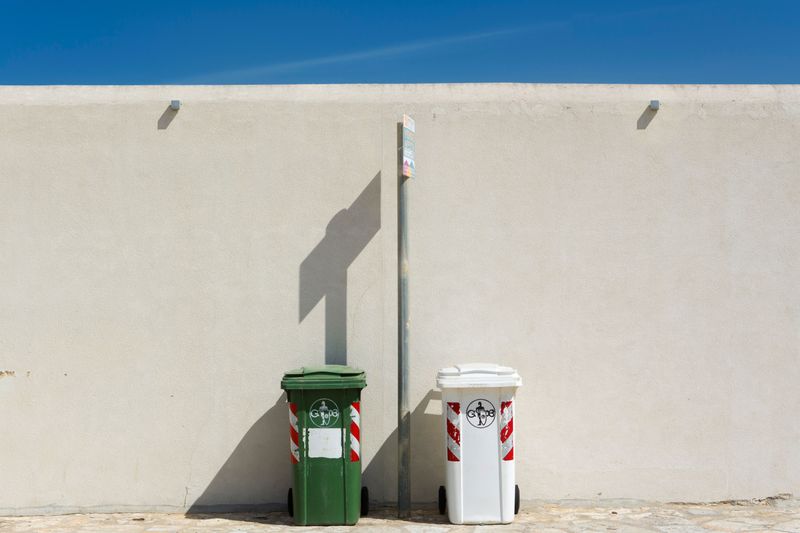 Sealed Trash Bins Remove Attraction Sealed Trash Bins Remove Attraction