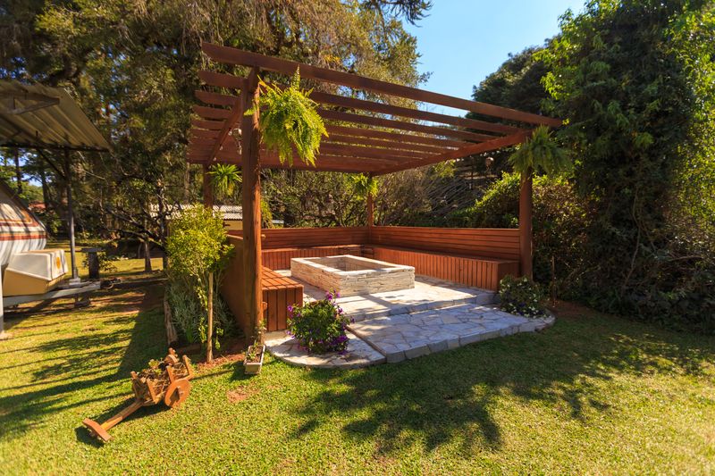 Shade Structures Shelter Backyard Birds