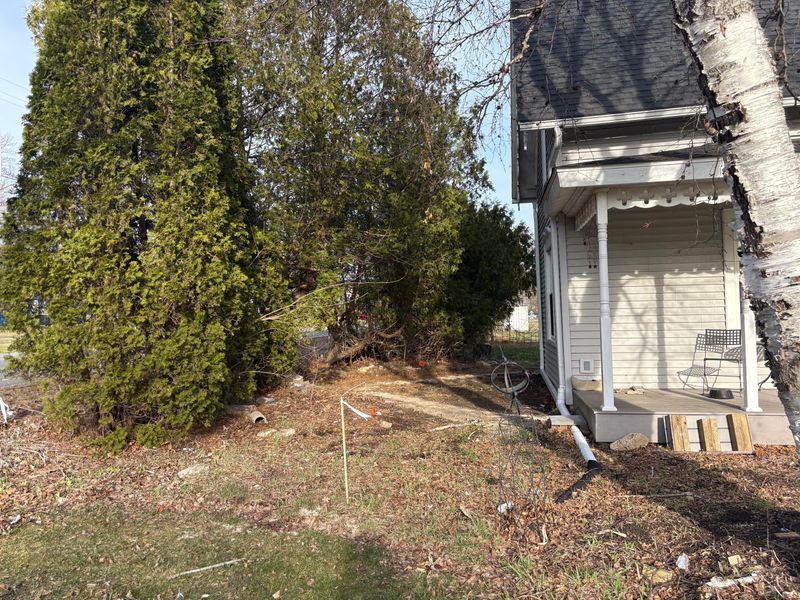 The 100-Foot Rule Stops At The Property Line
