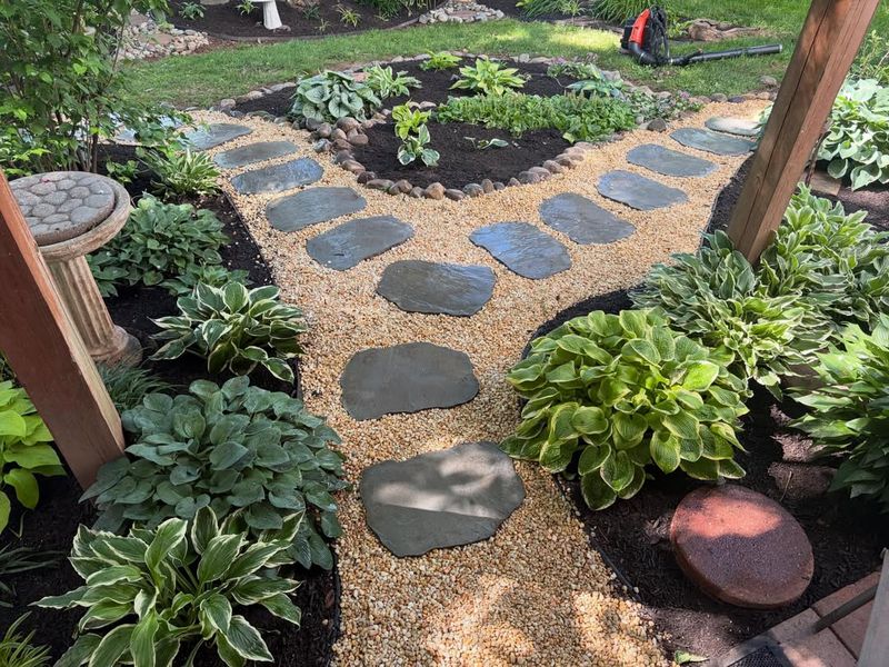 Use Pavers For High Traffic Garden Spots Use Pavers For High Traffic Garden Spots