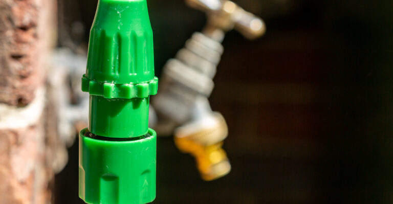What to Do If You Spot A Neighbor Breaking Water Restrictions In New Mexico