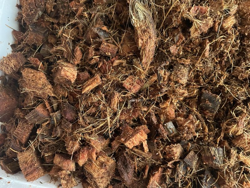 Add Organic Matter To Heavy Soil