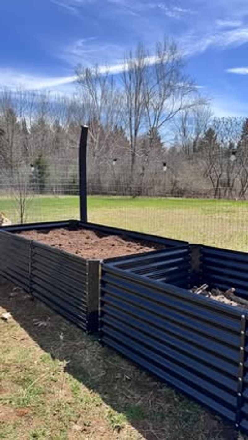Build A Suitable Planting Pocket Build A Suitable Planting Pocket