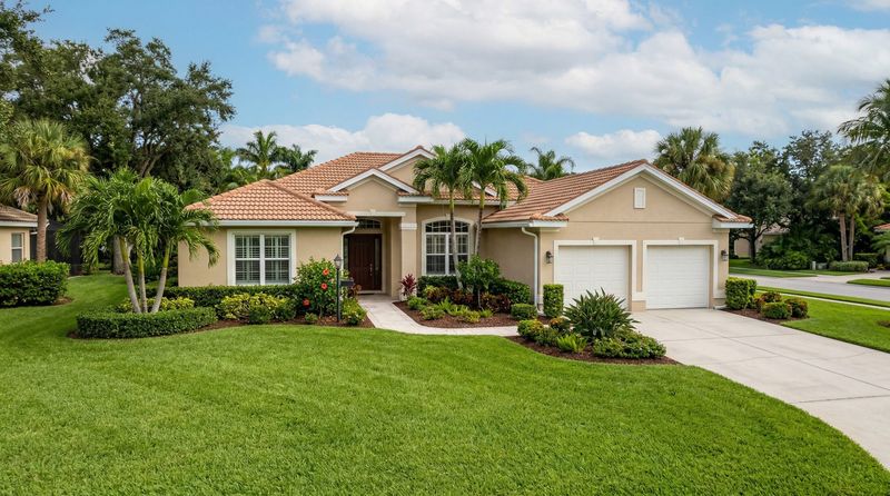 Clean The Yard Without Turning Cleanup Into A Surprise Encounter