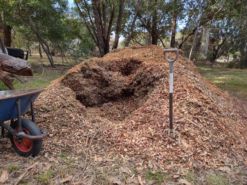 Double Shredded Hardwood Knits Together And Sheds Rain Sideways