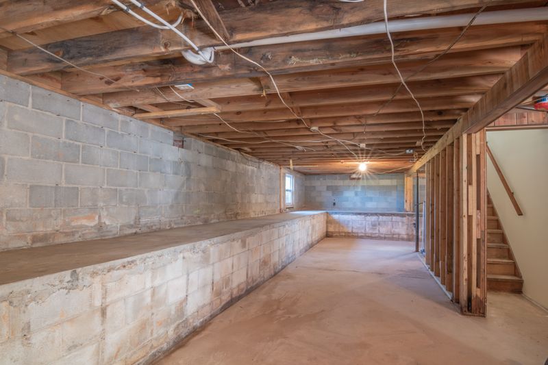 Examine Basements And Crawl Spaces Examine Basements And Crawl Spaces
