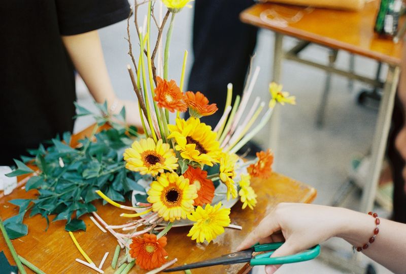 Flower Arrangements Highlight Creative Design Talent