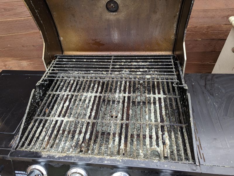 Grill Grease And Leftover Cooking Smells Grill Grease And Leftover Cooking Smells
