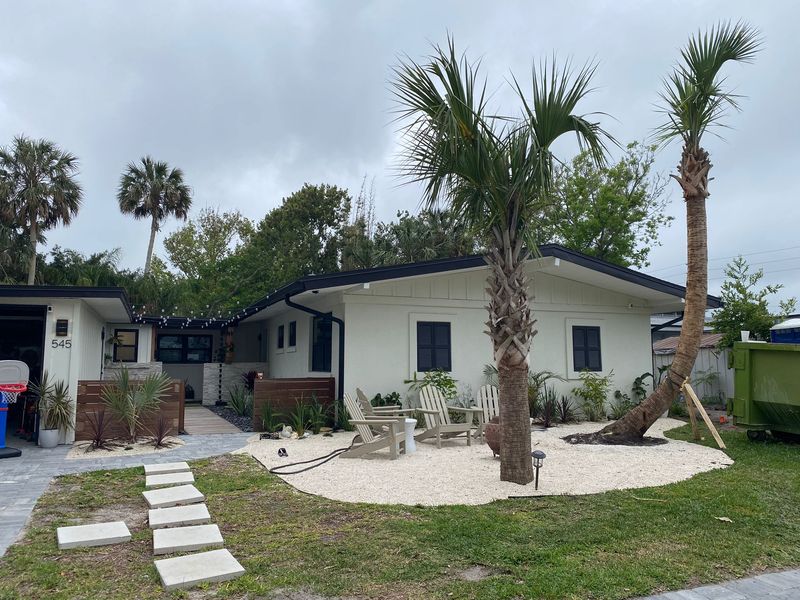 Keep Enough Space Between The Palm And The House