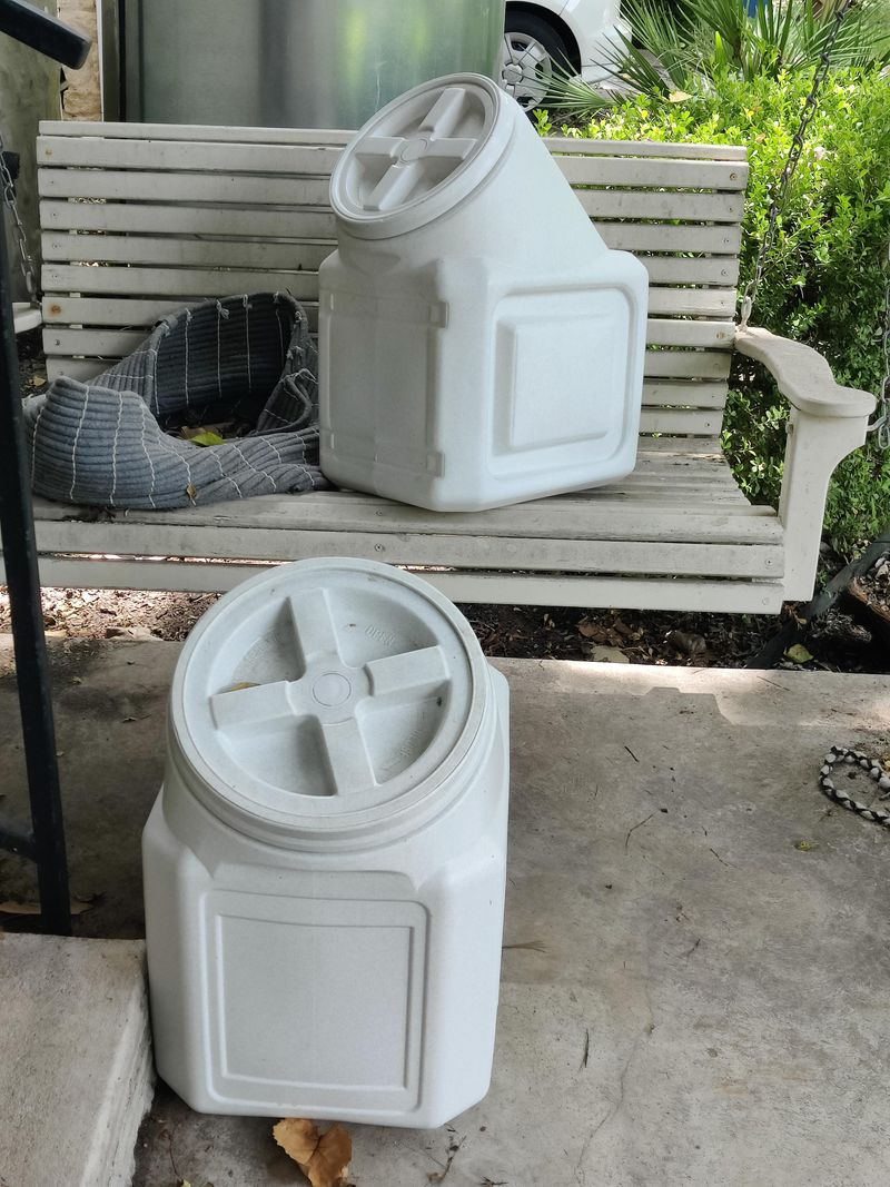 Pet Food And Bird Seed Can Keep The Food Chain Going Pet Food And Bird Seed Can Keep The Food Chain Going