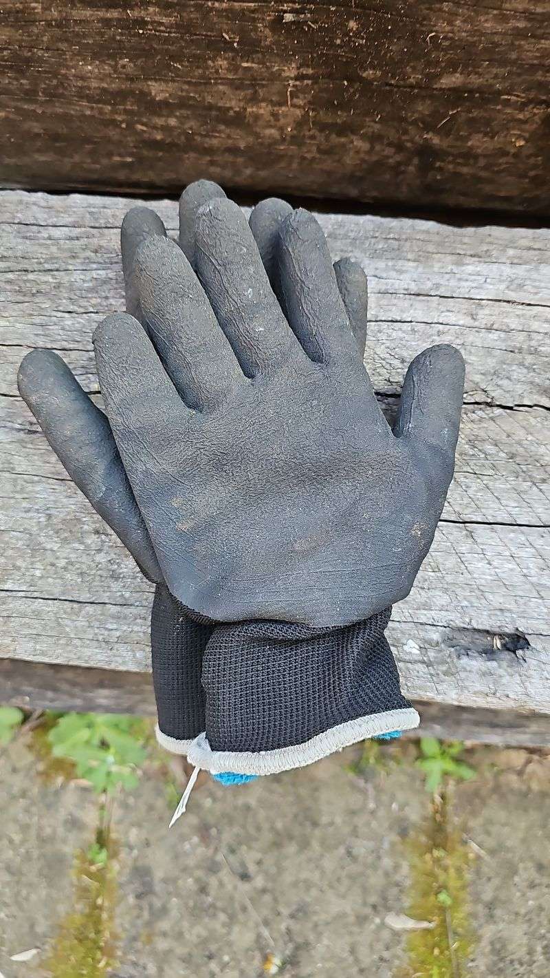 Wear Gloves When Moving Pots Or Yard Materials Wear Gloves When Moving Pots Or Yard Materials