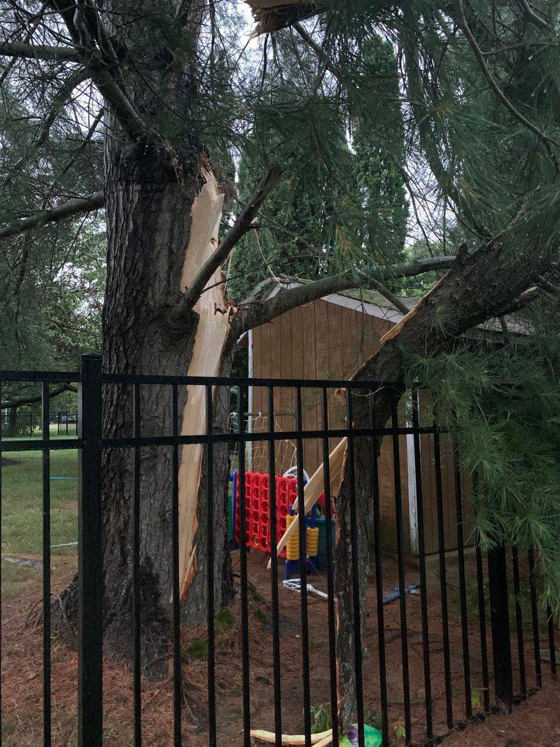 What Your Neighbor Knew Matters A Lot