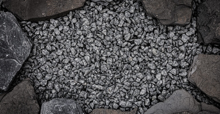 Gravel (featured image)