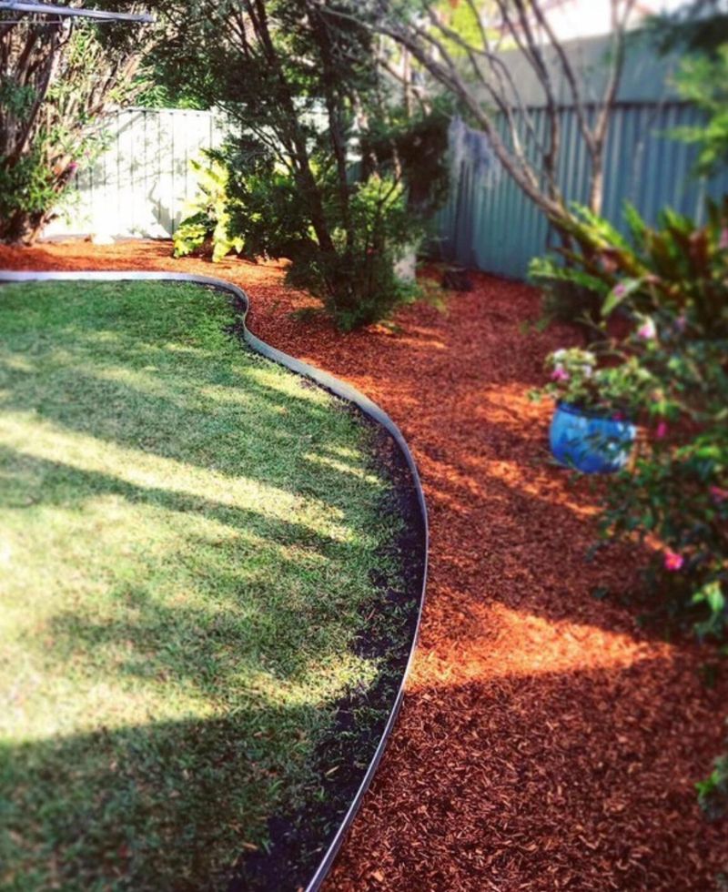 Choose Edging Materials That Stay In Place