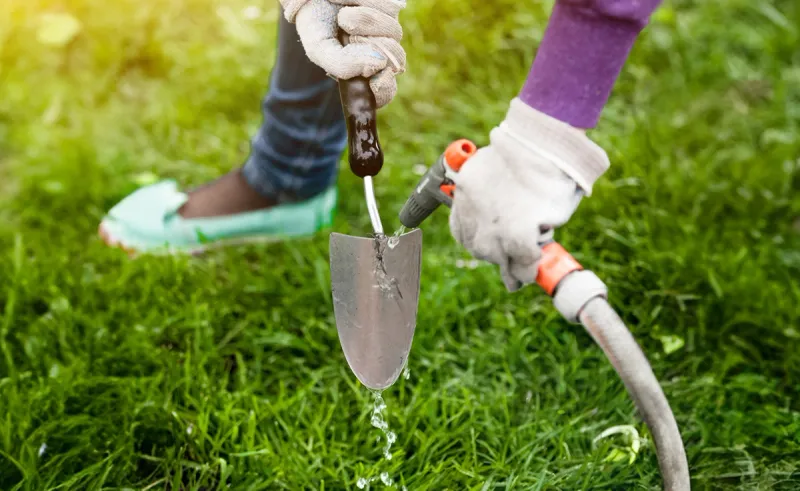 Clean And Store Your Garden Tools