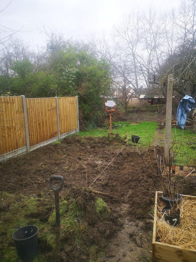 Digging Wet Beds Creates Long-Lasting Clods