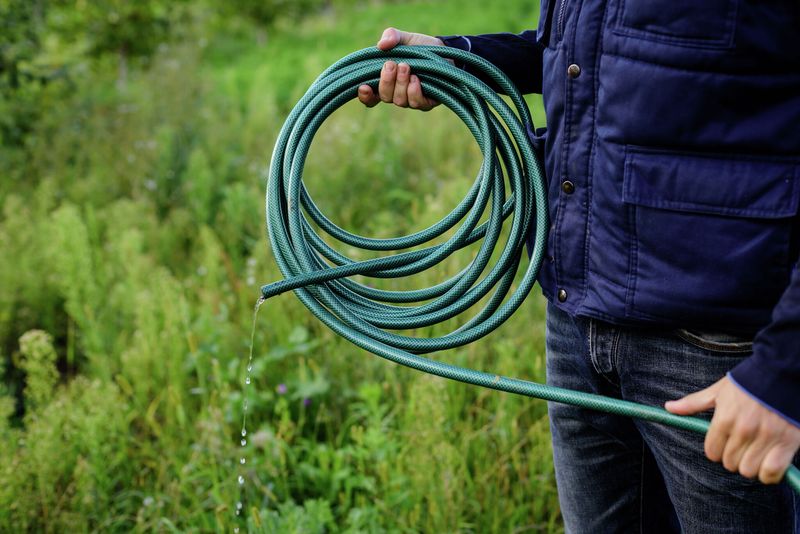 Follow this Wisconsin hose-disconnection and drainage sequence Follow this Wisconsin hose-disconnection and drainage sequence