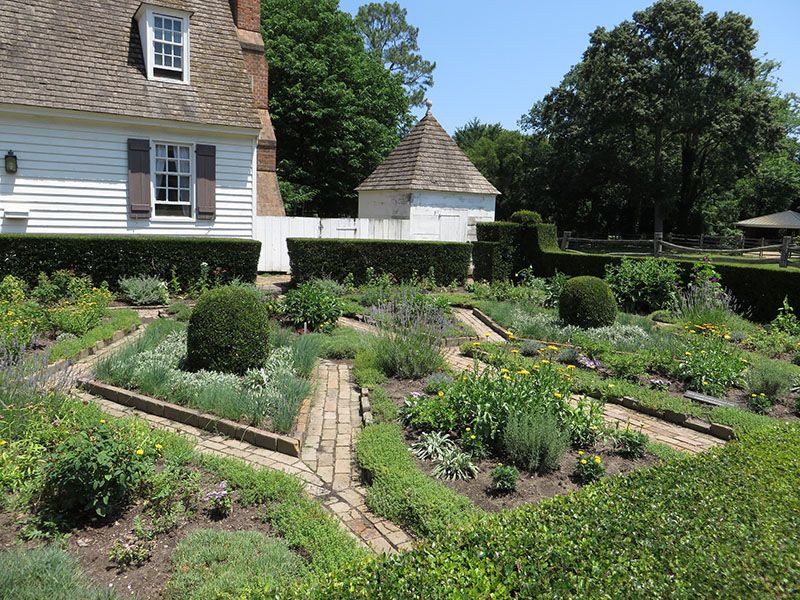 Herb Gardens Add Beauty And Everyday Use