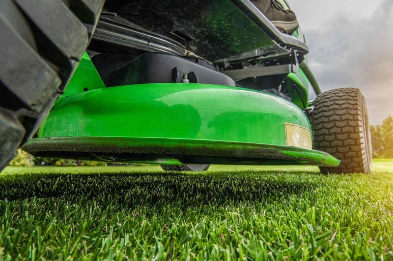 Keep Ohio Lawns Around Three Inches Before Winter Keep Ohio Lawns Around Three Inches Before Winter