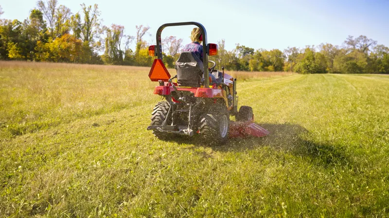Leaving Clippings Does Not Create Thatch Problems