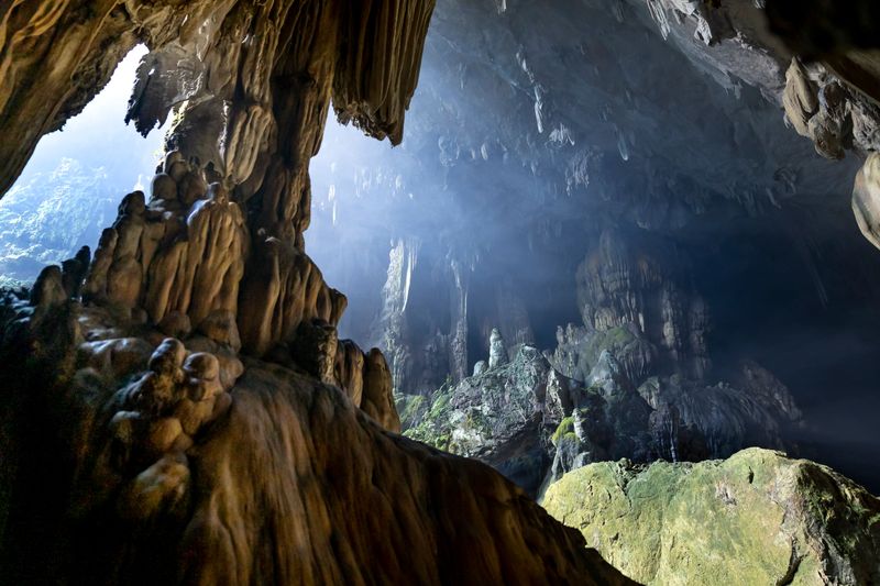 Life in Dark Limestone Caves